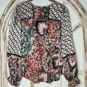 Fate Long Sleeve "Chandra
Top" Blouse- Size Small